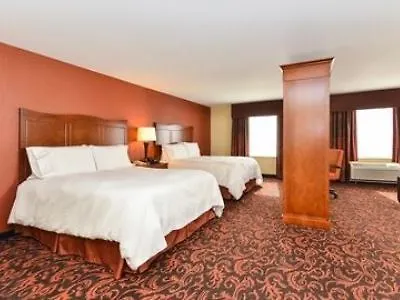 Hotel Hampton 3*